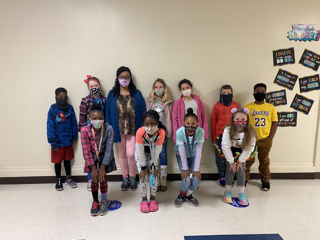 Mrs. Patterson’s class and I believe that’s our awesome principal Ms. Snowden!!!