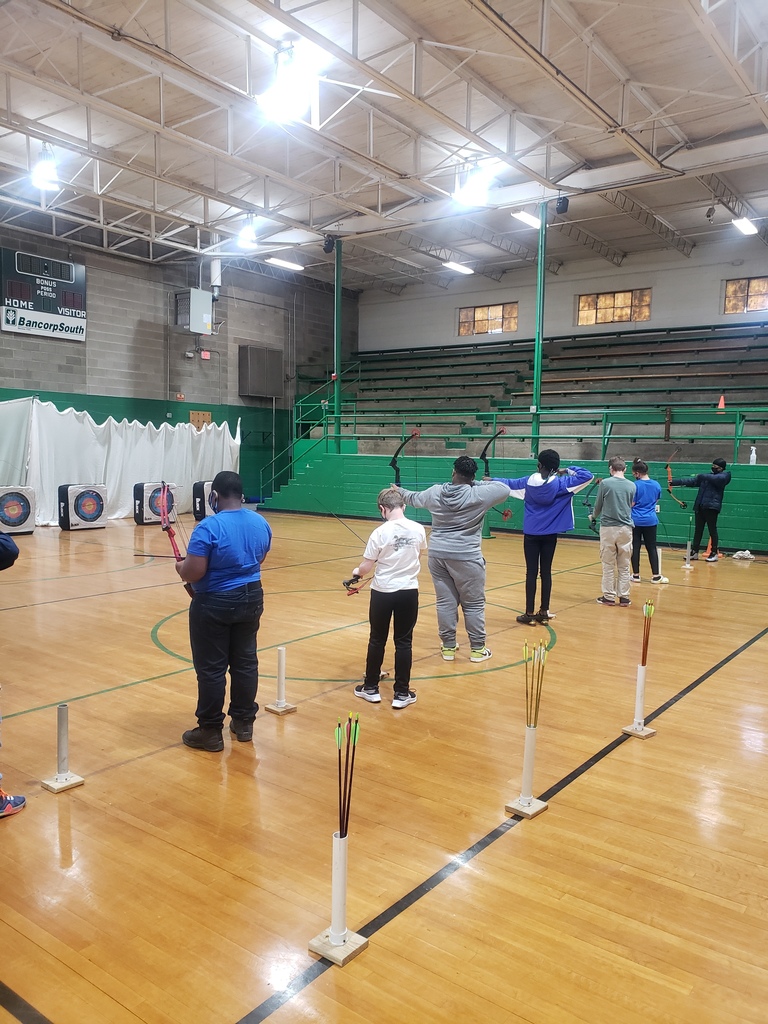 House Points in PE on the archery line!