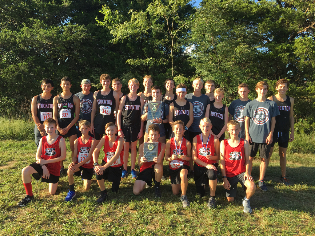 1st place for HS boys and MS boys XC teams st hollister.