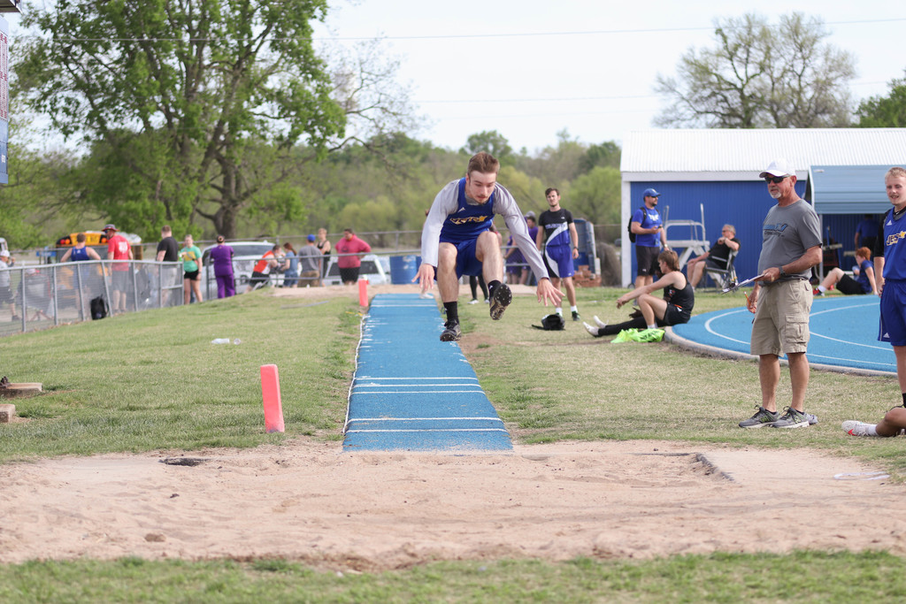 Neodesha Track Meet