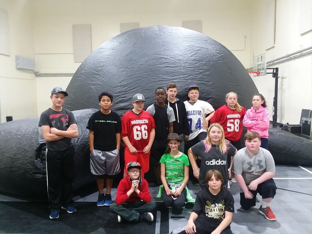 7th grade ready for the star lab!