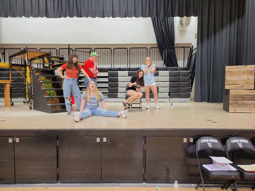 stage pictures