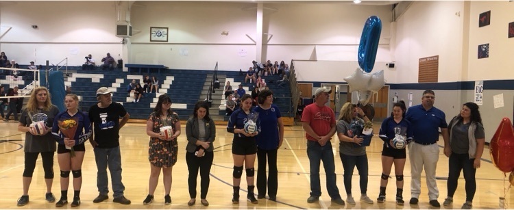 2021-22 Senior Volleyball Night. 
