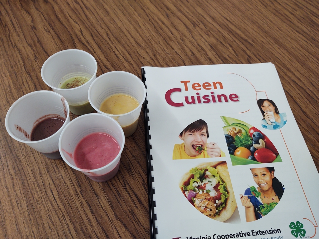 A big thank you to MSU extension for coming in and cooking with Mrs. Stanley's 7th grade health class. We look forward to cooking again next semester! 