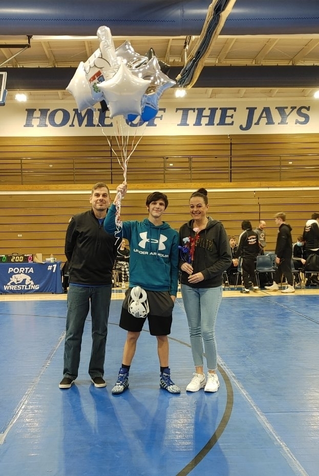 Senior Jaden Frainer