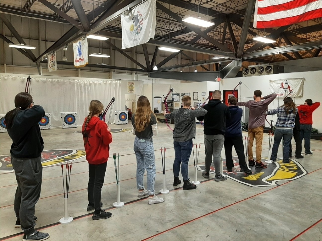 Pekin Jrotc brings back archery