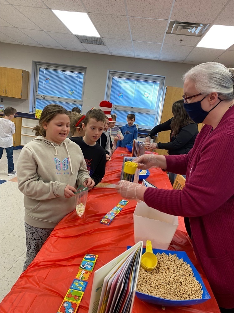 Getting a Seuss Trail Mix Snack! 