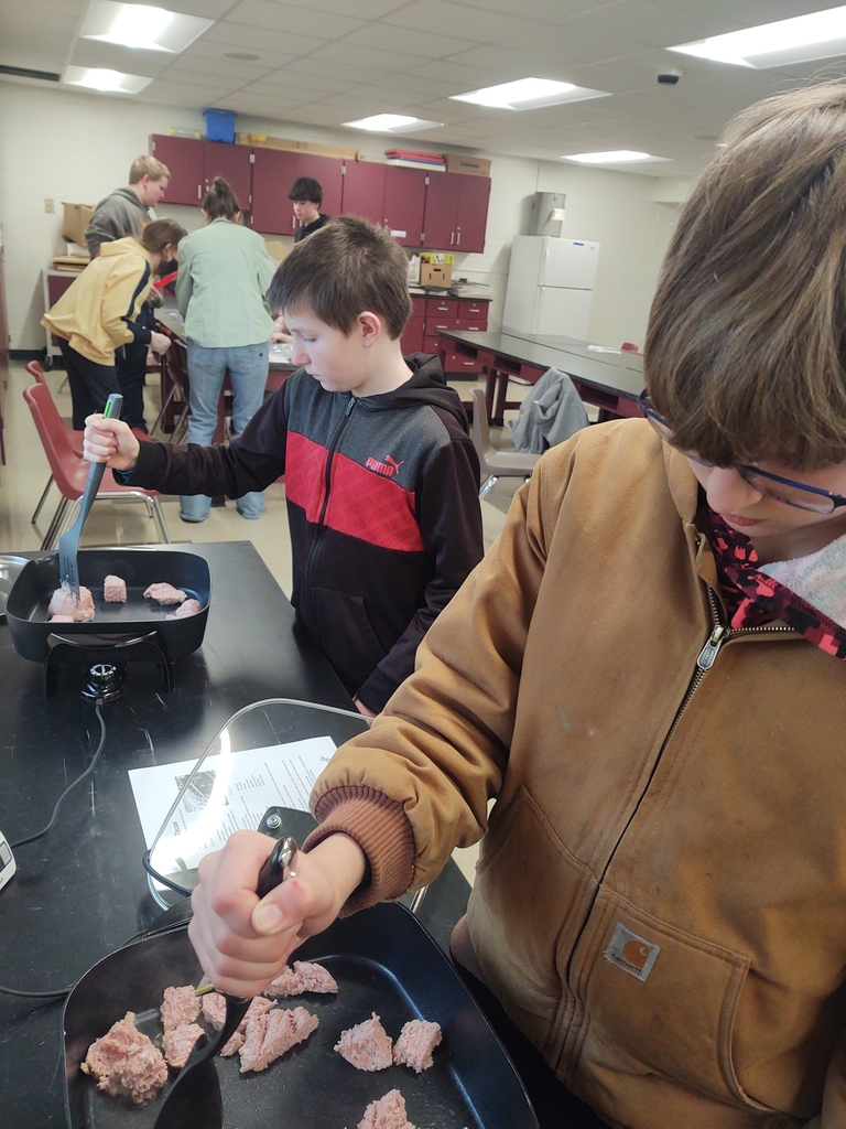 Check out the yummy turkey nachos Mrs. Stanley's 7th grade health class made today! The students are improving their cooking and recipe following skills each week.