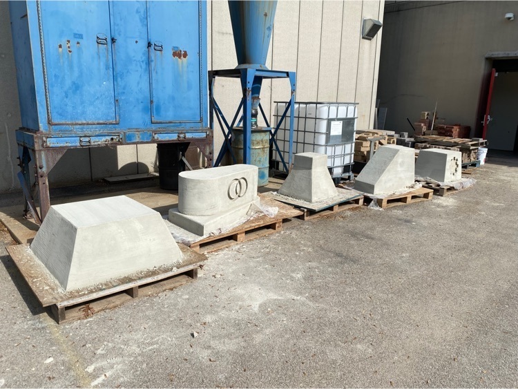 plinths 