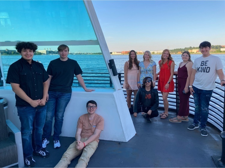 chilling on the Potomac river.