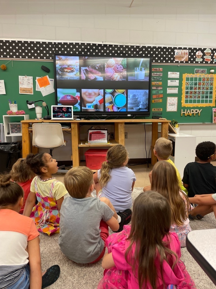 Mrs. Moles class LOVES our time with Mrs. Buhr and Ag in the Classroom!