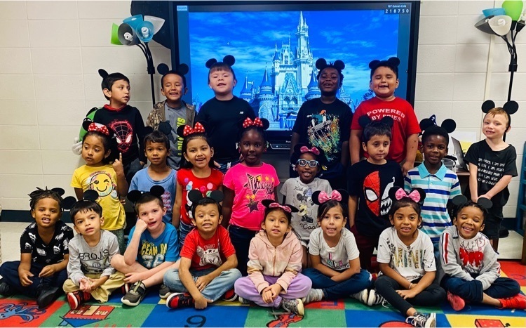 galvan students go to disney