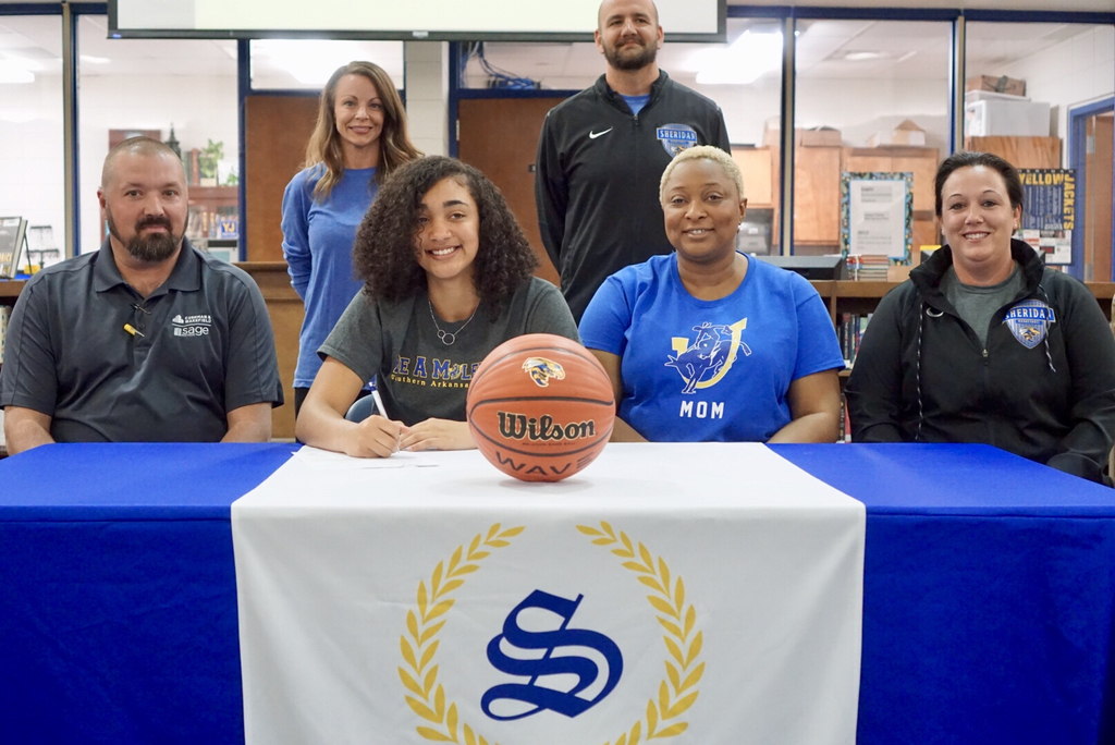 Picture of Diamond signing