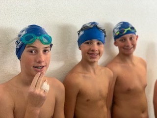 Simmers preparing for a meet.