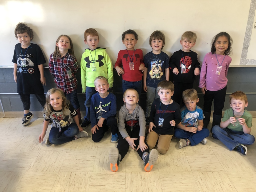 kindergarten students