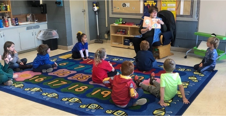 reading to kindergarten