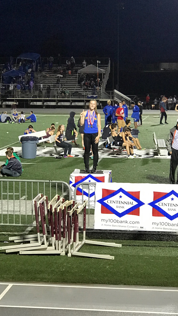 Carly Strong 100m, 200m, 400m State Champ