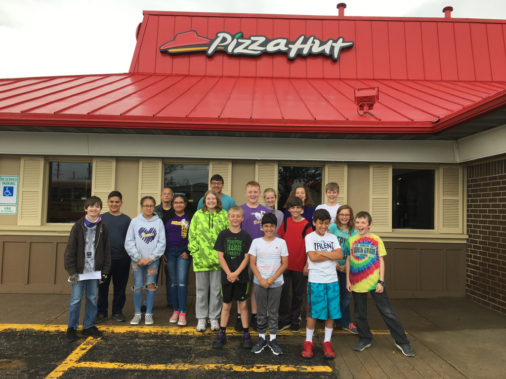 WAW Pizza Hut 2019