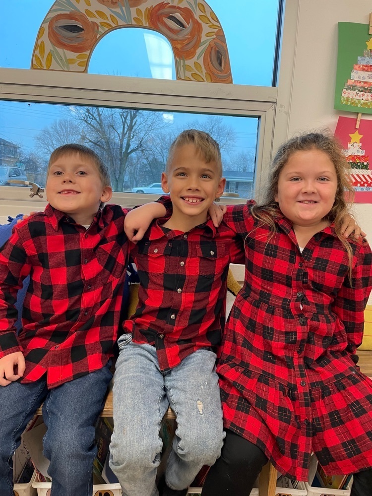 Firstie Friends in their favorite flannel!