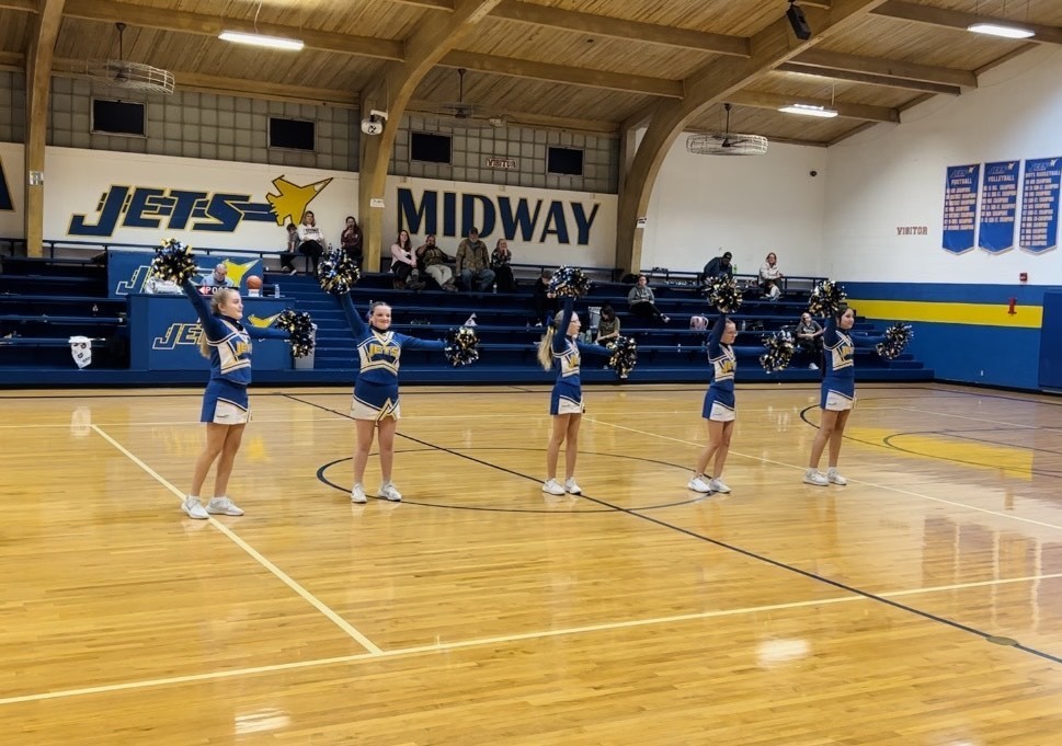 middle school cheerleaders