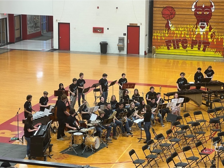 Jr High bands, Concert and Honor bands, Jazz band, and Jazz ensemble. PCHS Music Department has it all tonight! 