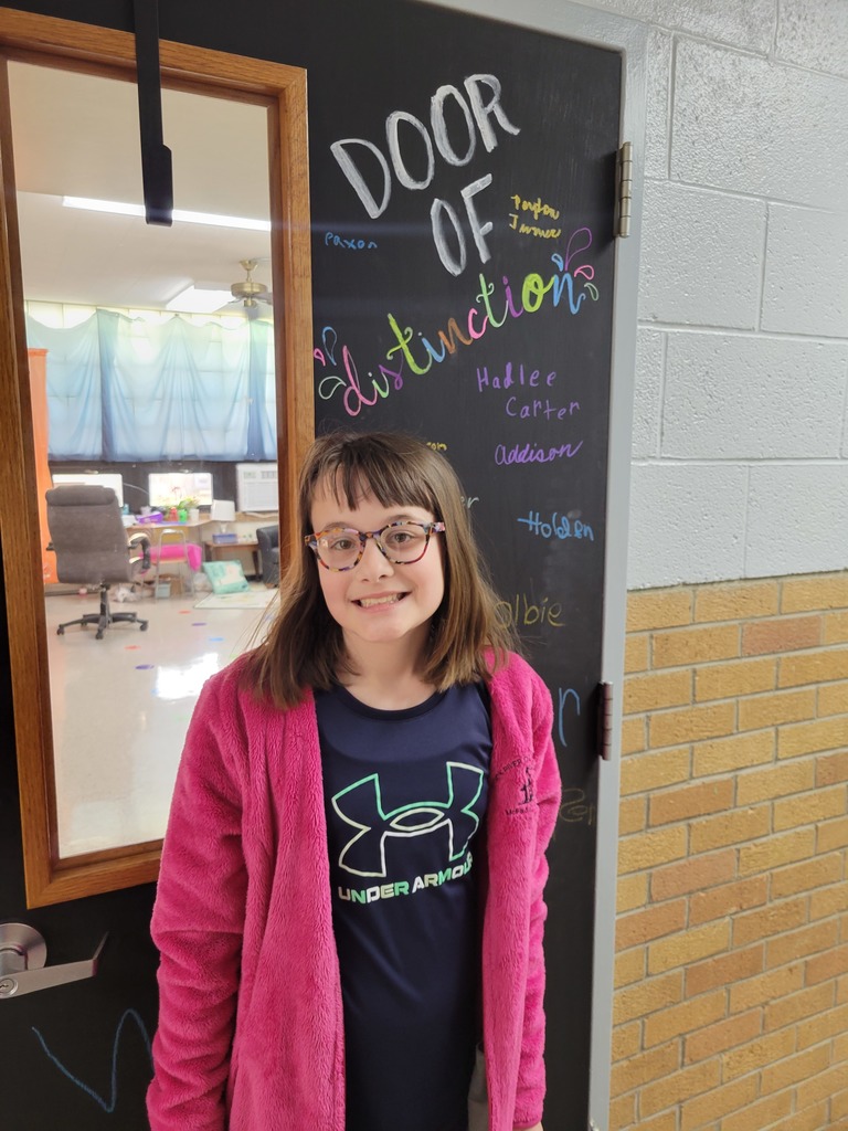 USD 243 Waverly Schools Door of Distinction Pawsitive