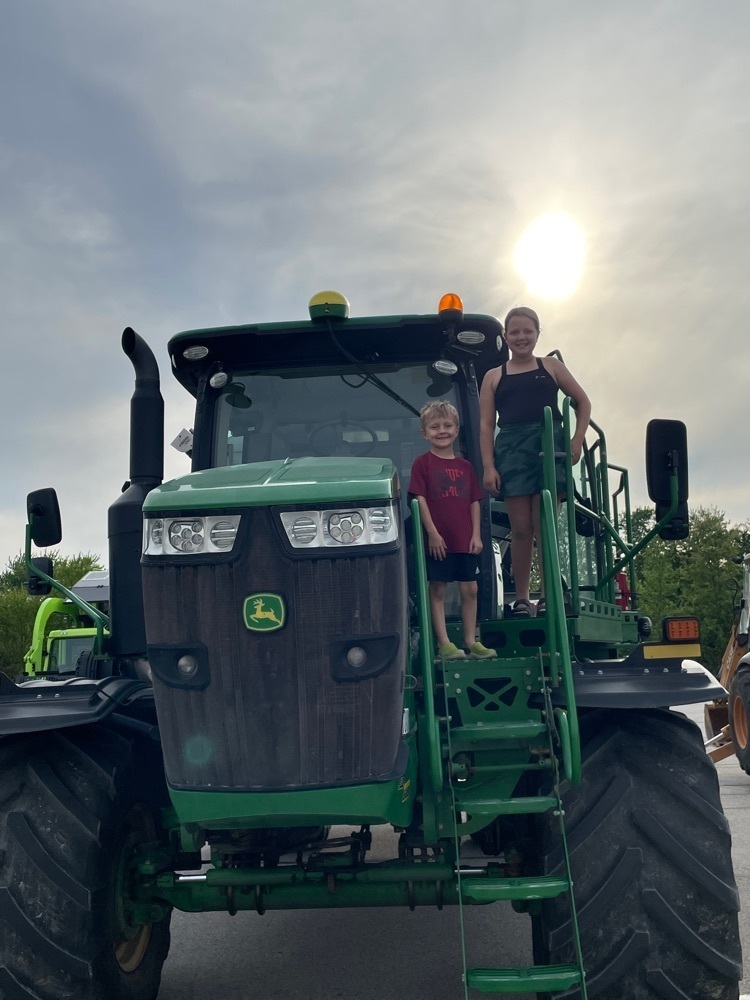 tractor 