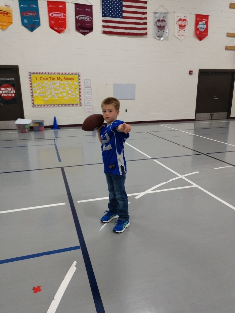 3rd graders worked on throwing and catching skills today in PE.