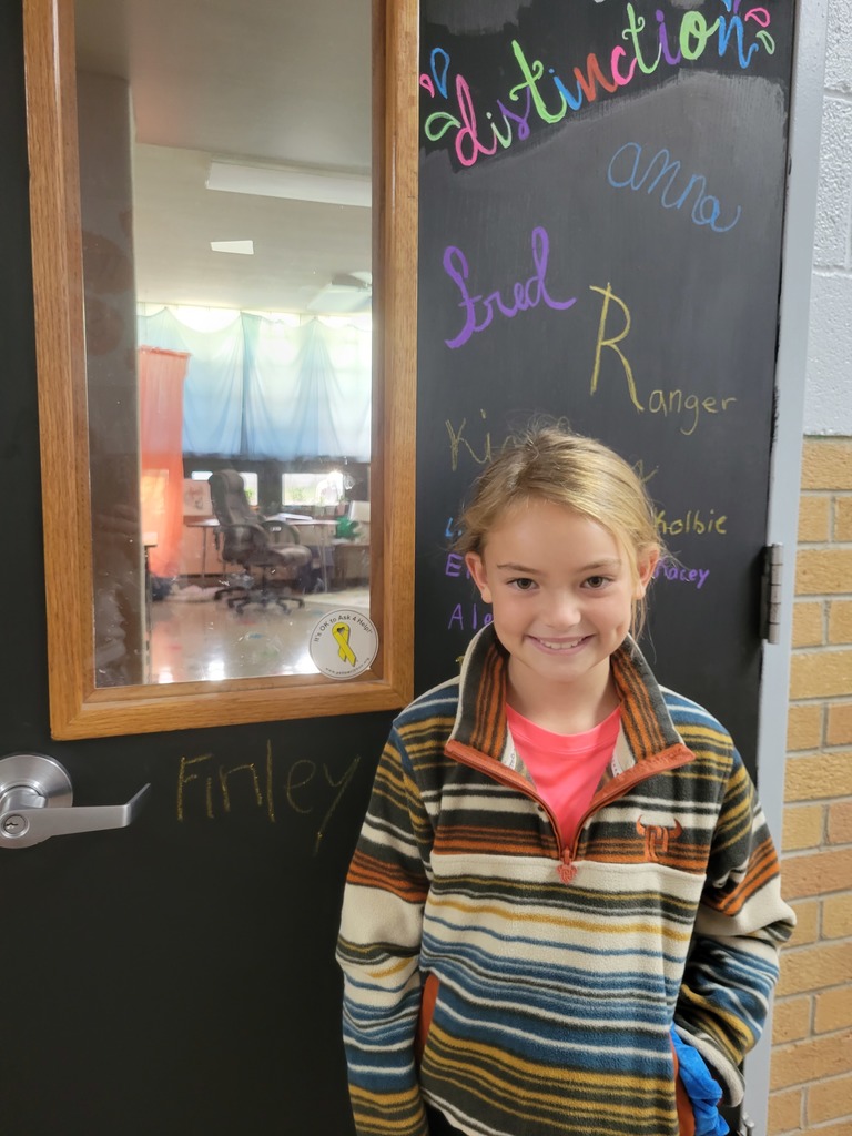 USD243 Waverly Schools Door of Distinction PAWS PAWSitive