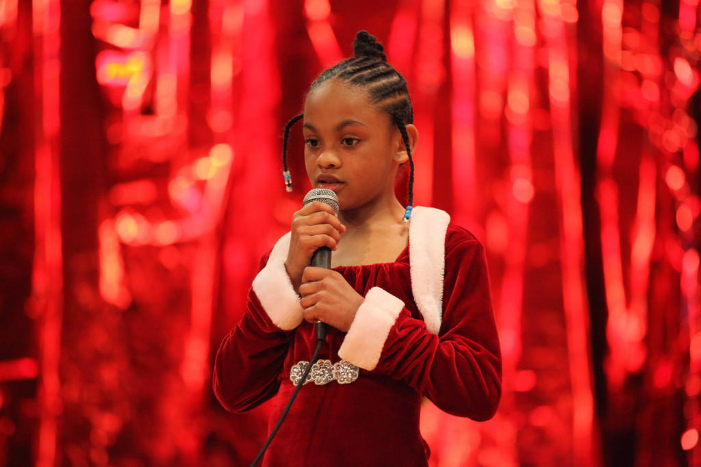 Peake Students performing "Broadway Santa"