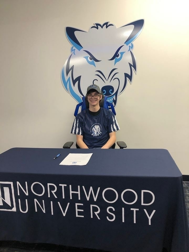 Congrats Justin Michels, class of 2020! He signed to play ESports for Northwood