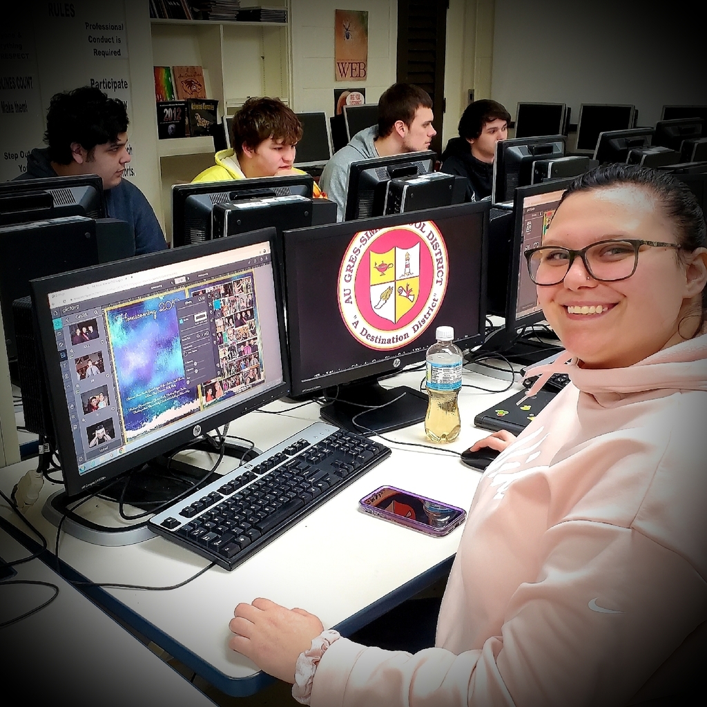 yearbook Editor Molly hard at work!