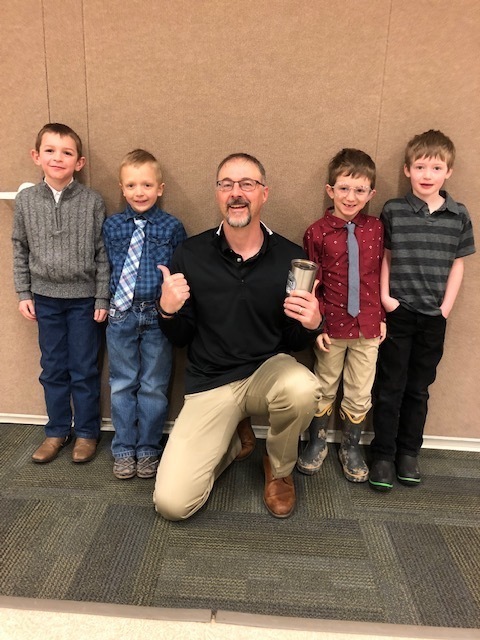 A bunch of Mr. Hiltons!