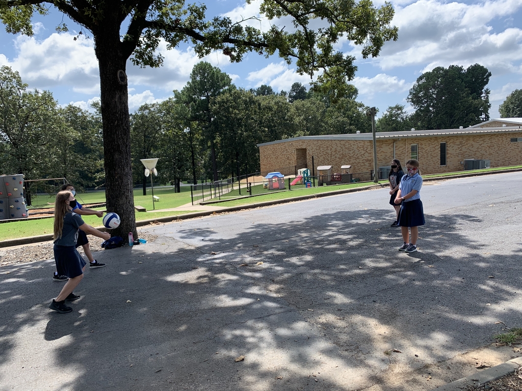 5th grade is preparing for volleyball season